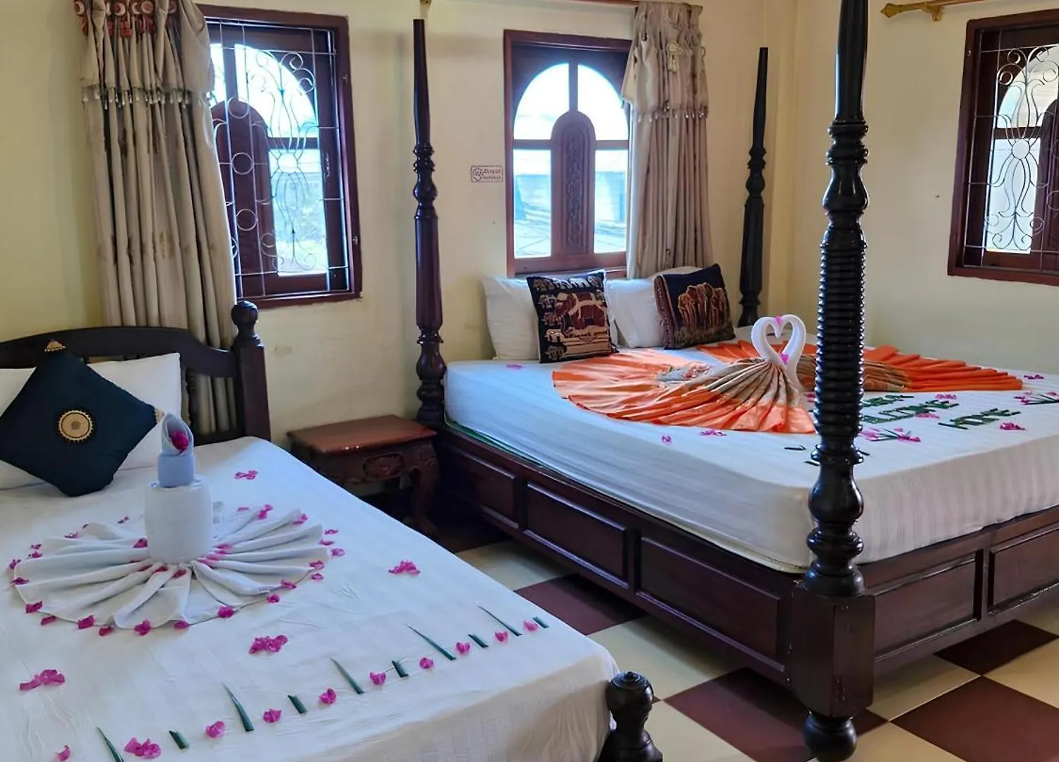 Sakura Wood House Hotel Luang Prabang