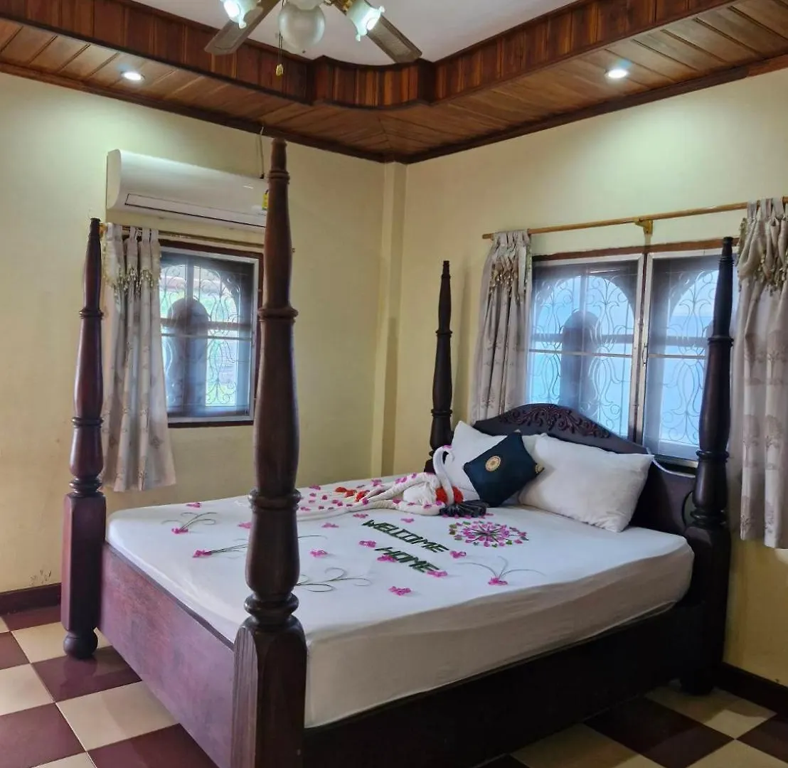 Sakura Wood House Hotel Luang Prabang